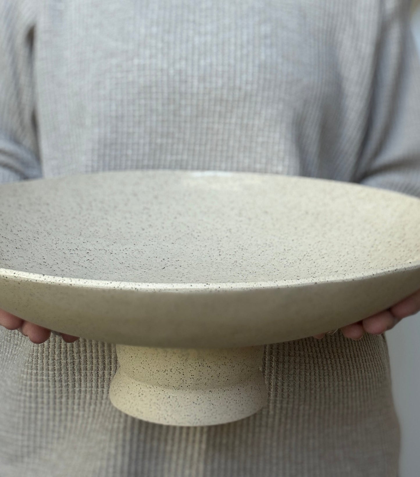 Large pedestal bowl