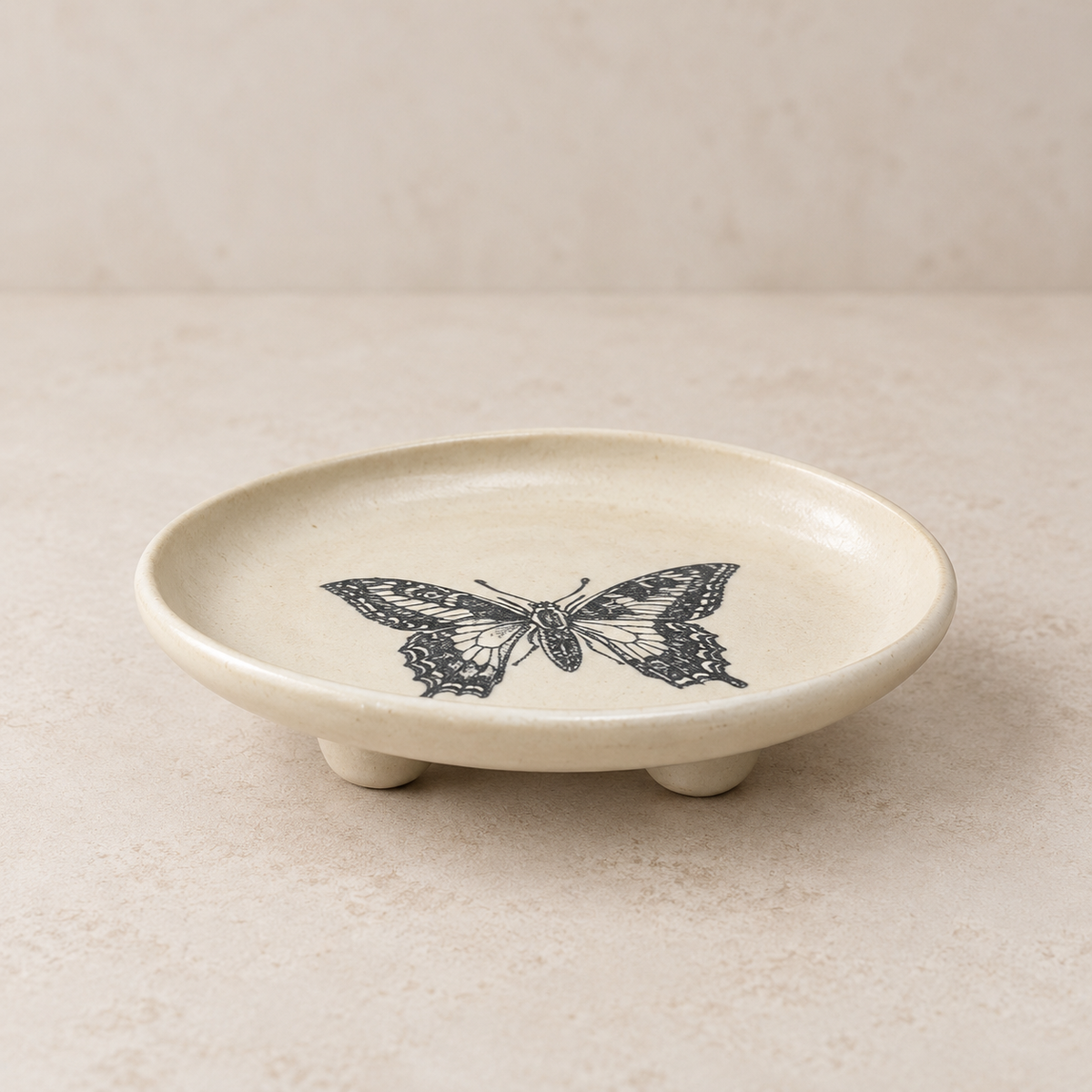 Small round plate