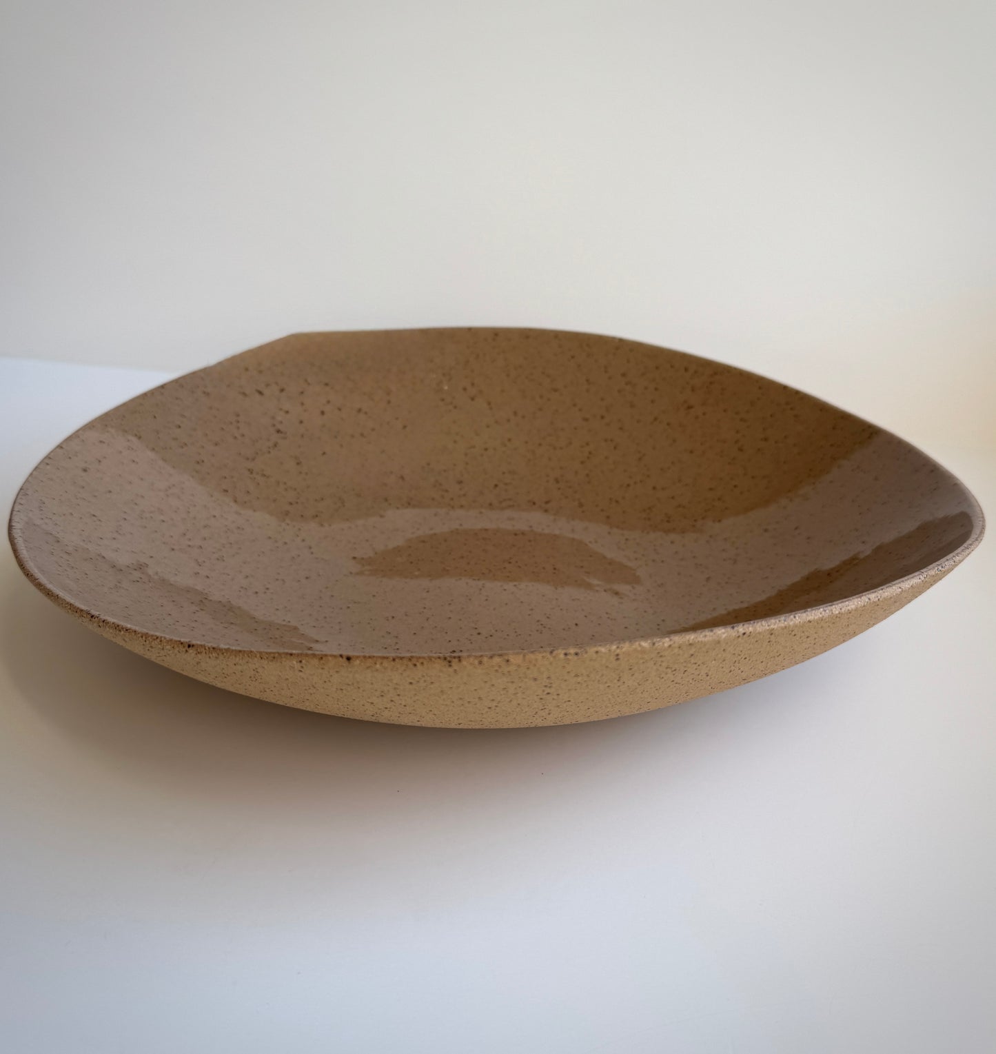 Large serving bowl