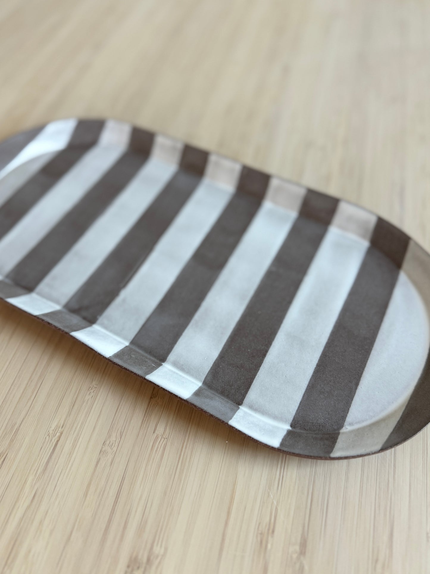 Oval serving plate | XL