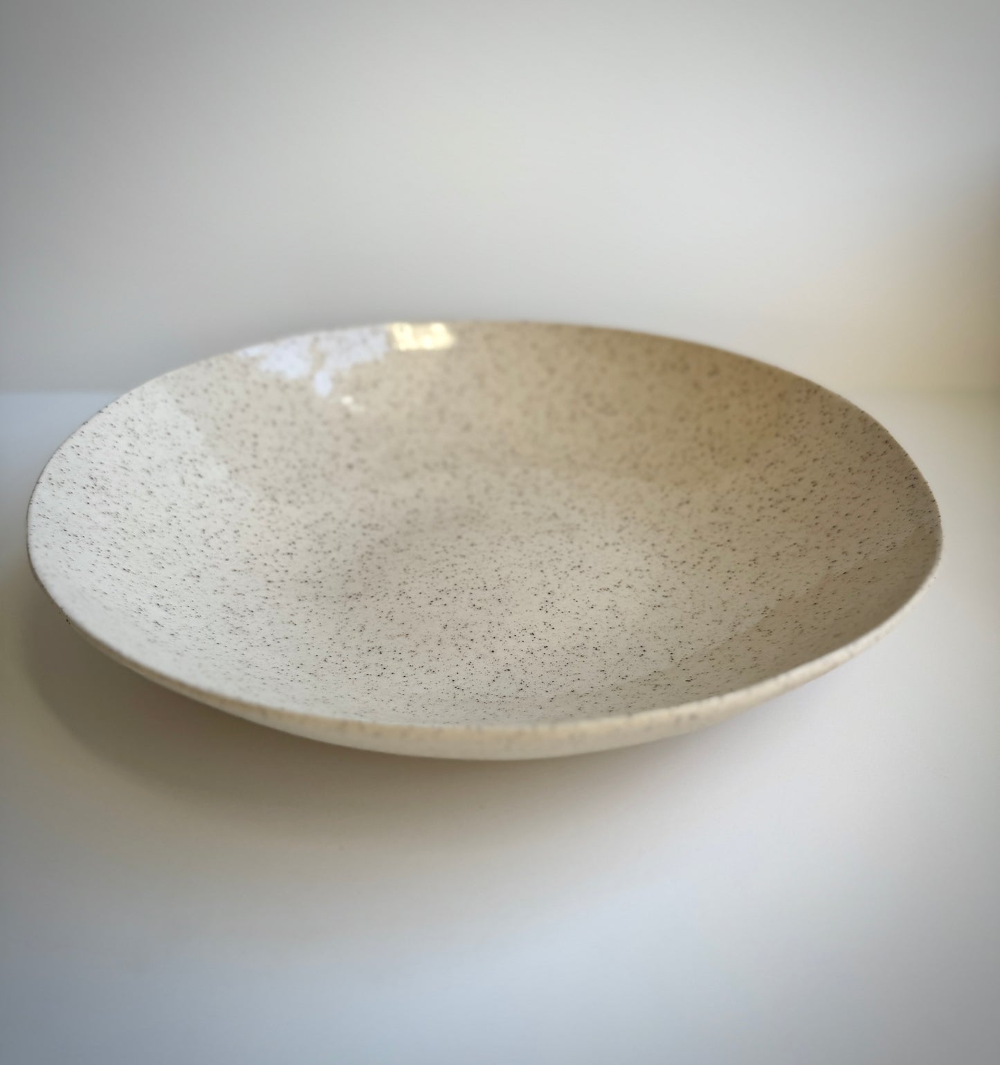 Large serving bowl