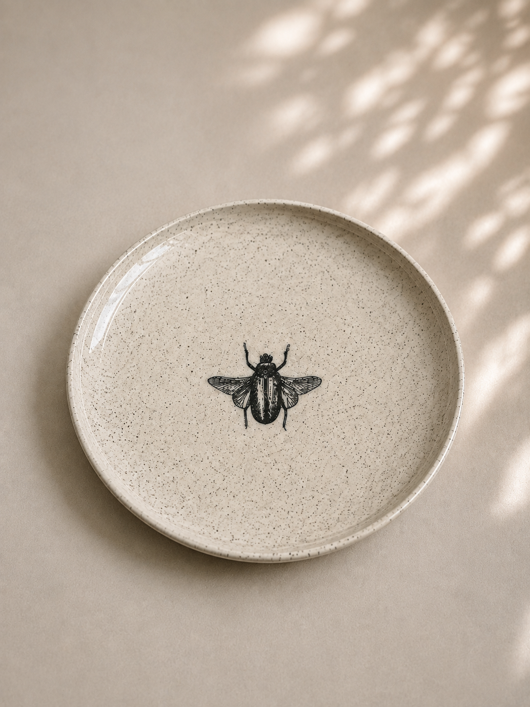 Small round plate